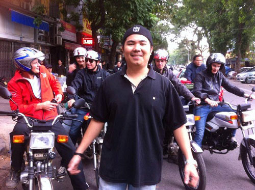 james-motorbike-hanoi